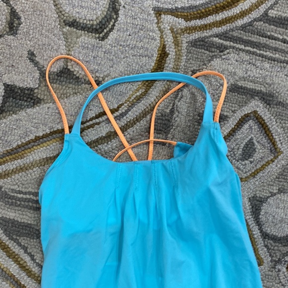 💕 Lululemon turquoise orange work out tank sz Small 💕 - Picture 2 of 7
